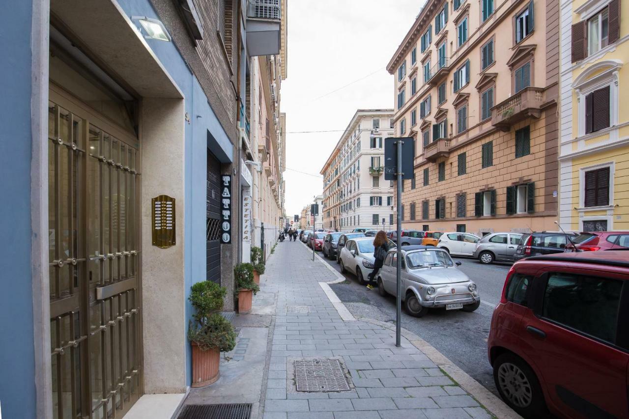 Dream House Vaticano, Rome